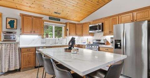 3111 Jacarillo Trail, South Lake Tahoe, CA 96150 Photo