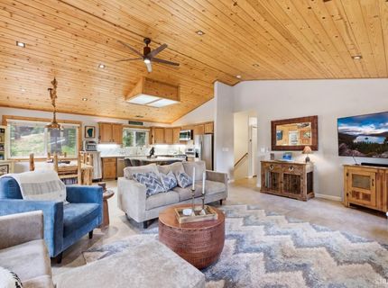 3111 Jacarillo Trail, South Lake Tahoe, CA 96150 Photo