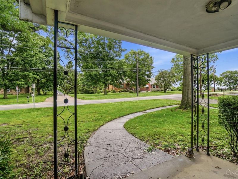 3671 Hubble Road, Green Township, OH 45247 Photo 5