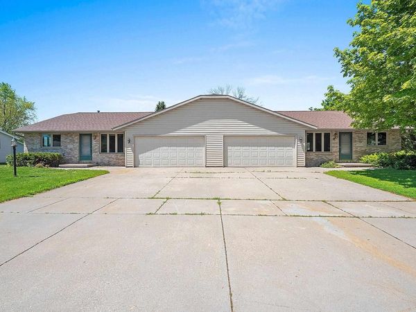 350 SHARLA STREET, Wrightstown, WI 54180