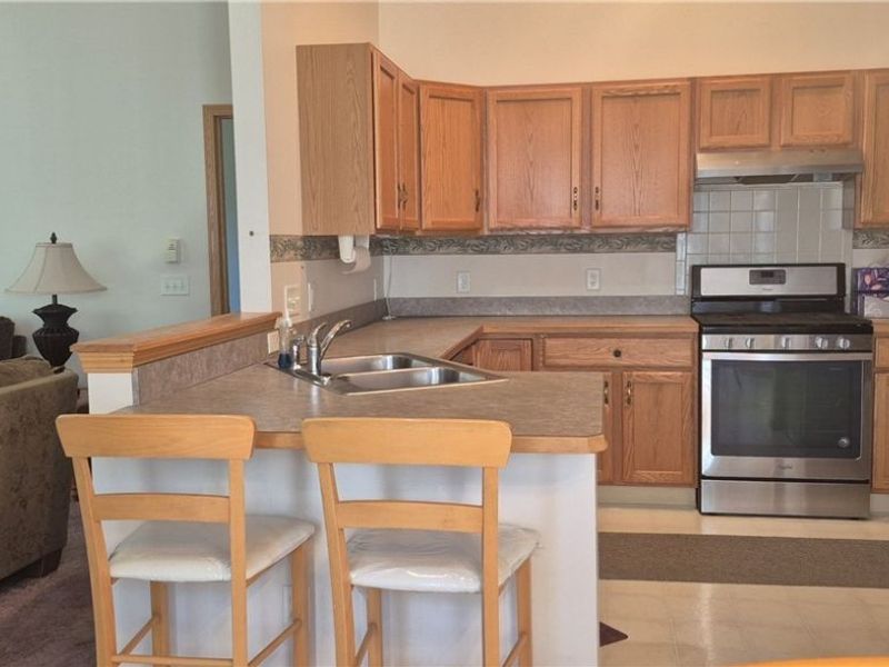 2197 Brittany Boulevard , Brunswick, OH 44212 Photo 4