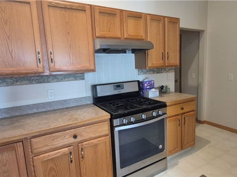 2197 Brittany Boulevard , Brunswick, OH 44212 Photo 5