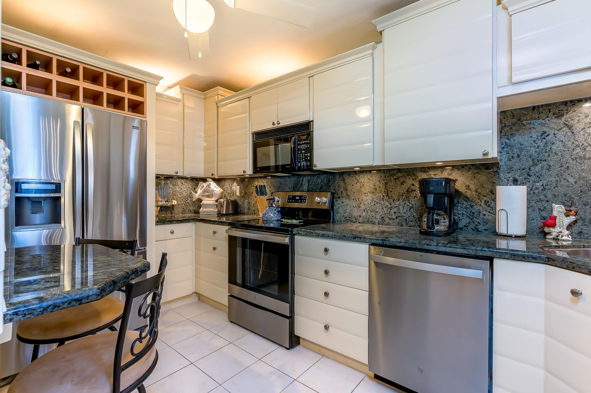 79901 Overseas Highway, Unit 511, Islamorada, FL 33036 Photo