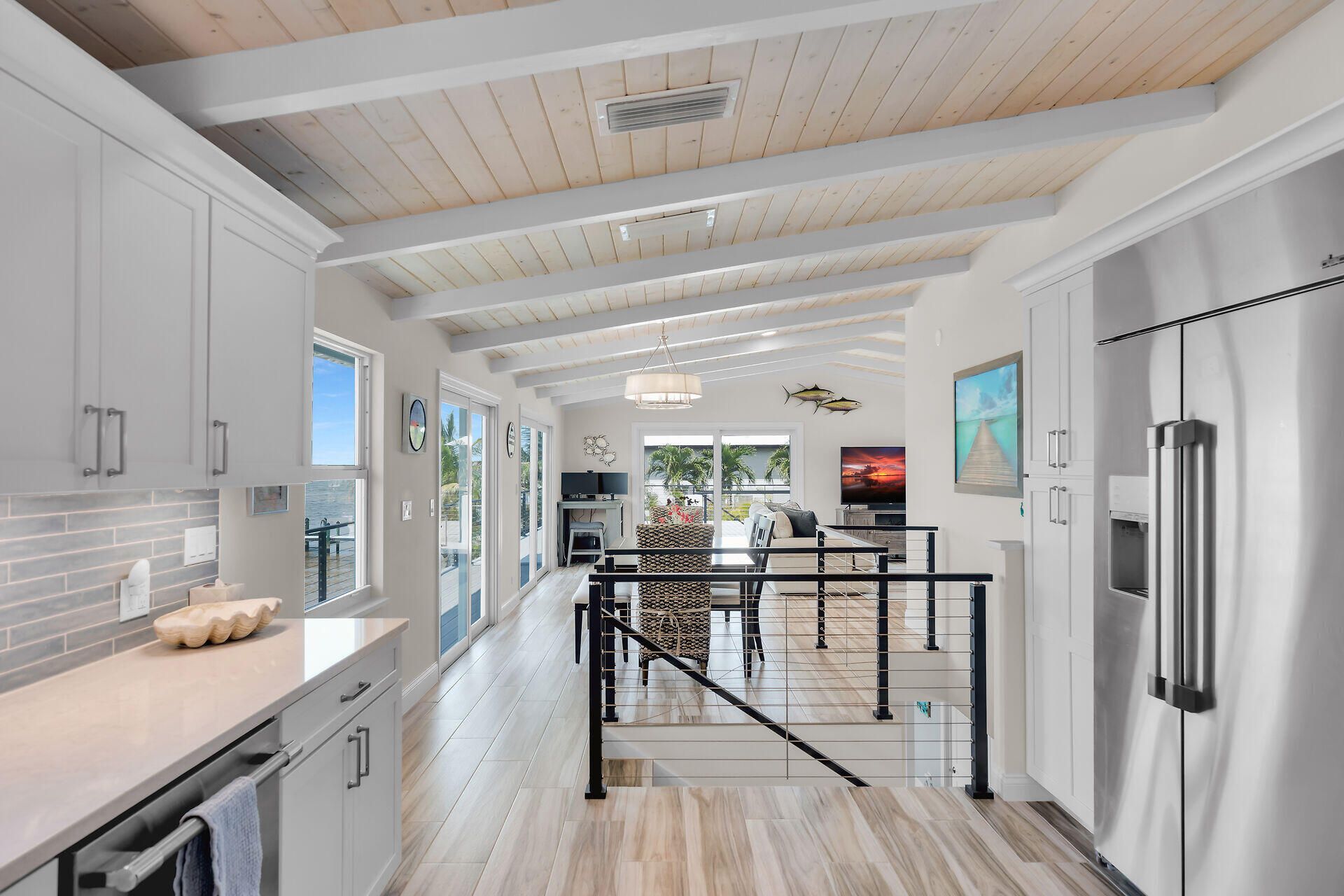 15 E Ocean Drive, Marathon, FL 33050 Photo