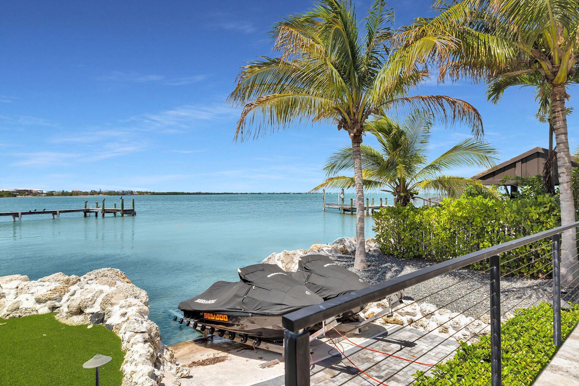 15 E Ocean Drive, Marathon, FL 33050 Photo