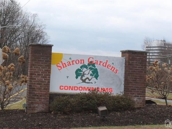 321 Sharon Garden Court , Woodbridge, NJ 07095