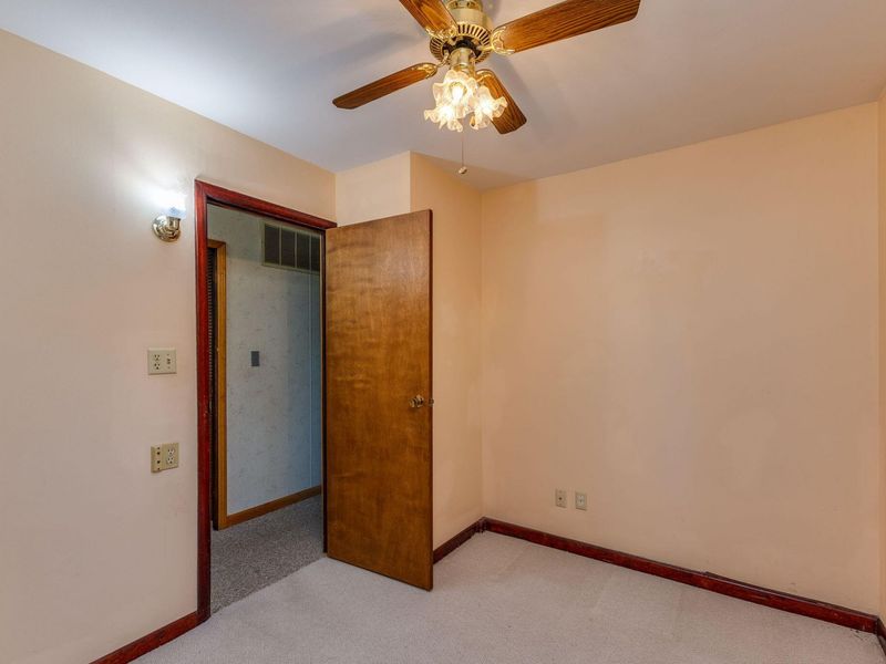 304 Rhoades Avenue, Greenville, OH 45331 Photo 13
