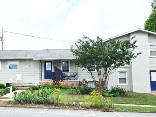 719 Mountain View Ave, Maryville, TN 37803