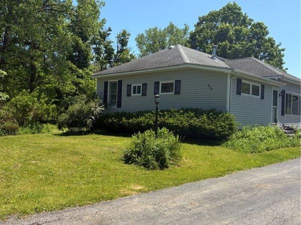 217 Three Rod Road , Alden, NY 14004
