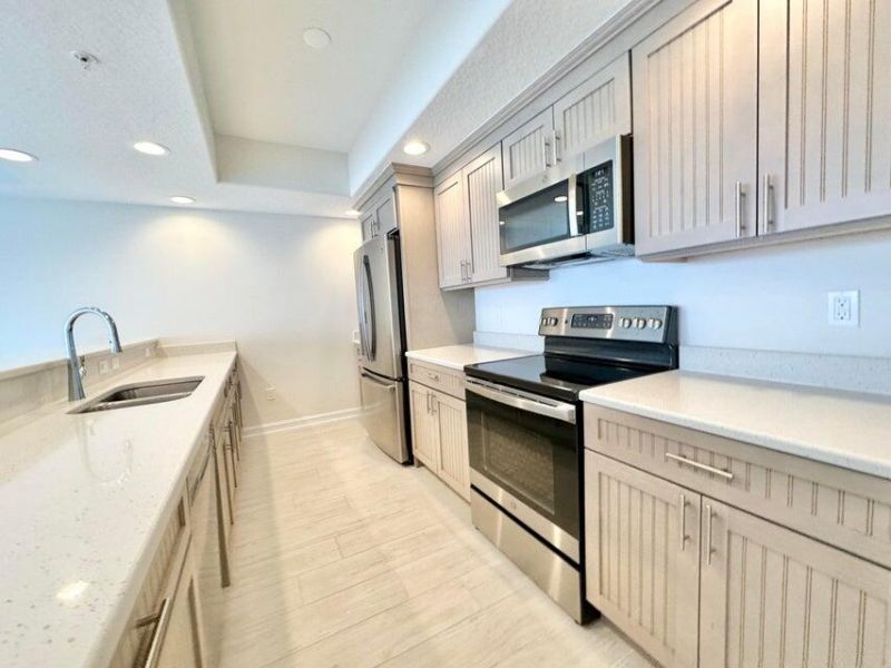 1825 Riverside Drive, Unit 404, Titusville, FL 32780 Photo