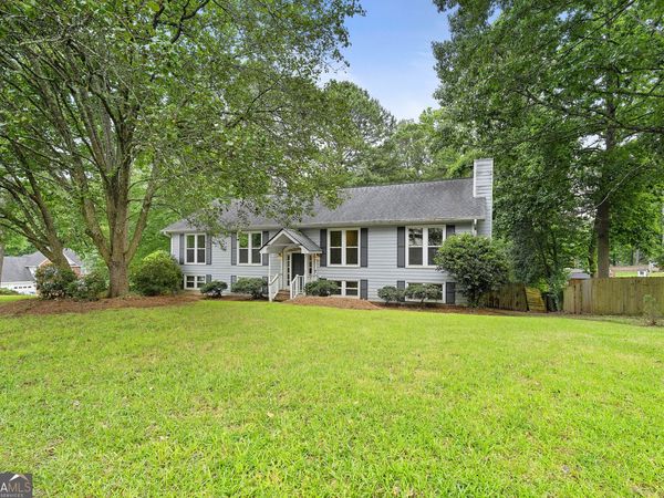 531 Gregory Lane, Acworth, GA 30102