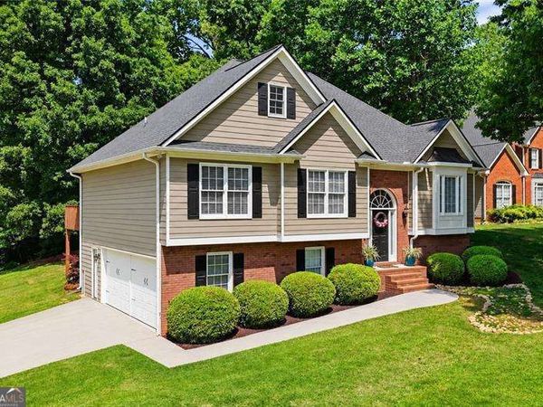 13 Lamplighter Cove NW, Cartersville, GA 30120