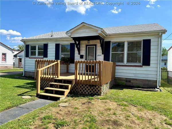 2519 Lincoln Avenue, St Albans, WV 25177