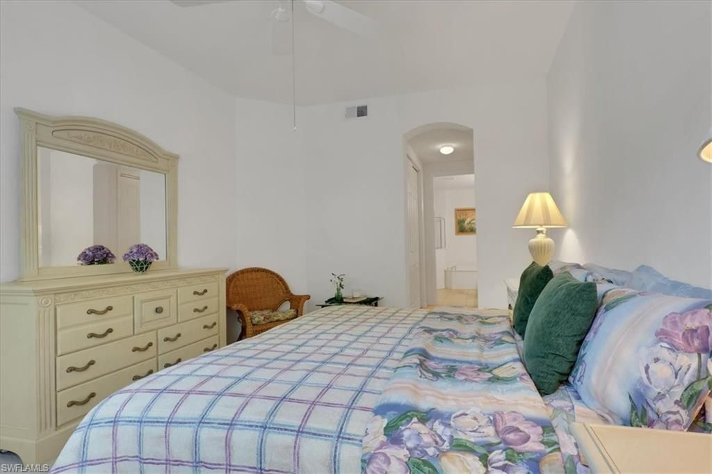 890 Eastham Way, Unit Q102, Naples, FL 34104 Photo