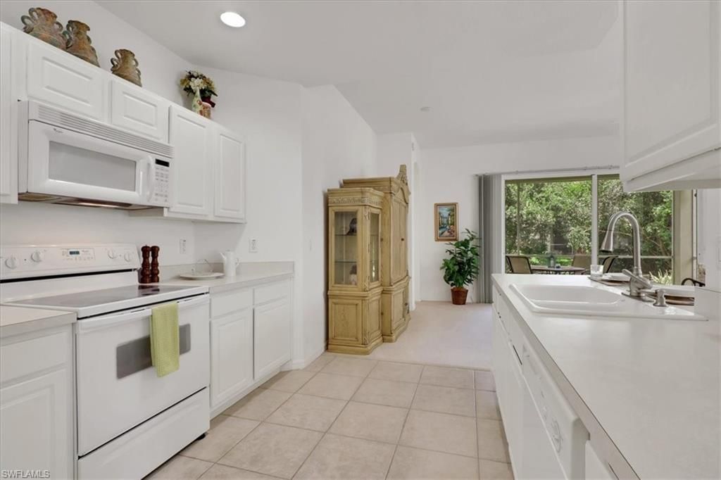890 Eastham Way, Unit Q102, Naples, FL 34104 Photo