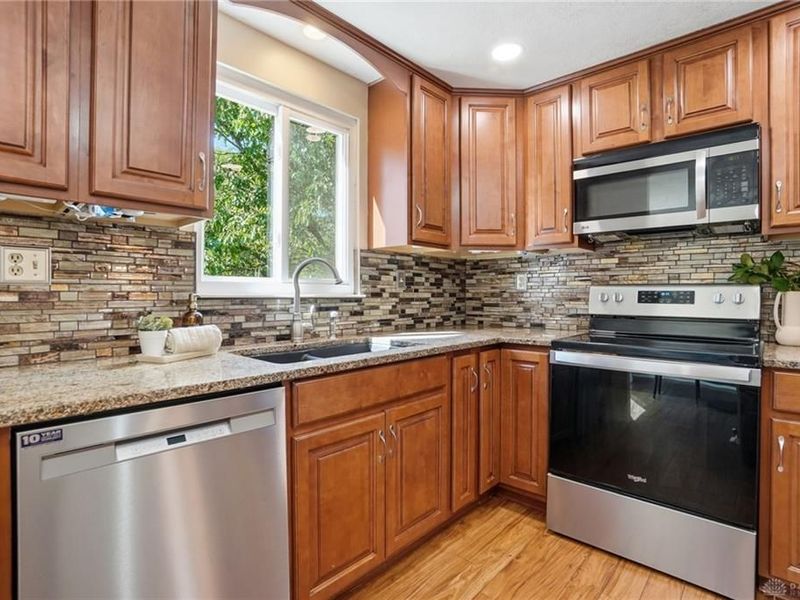 2208 Pinebrooke Court, Miamisburg, OH 45342 Photo 16