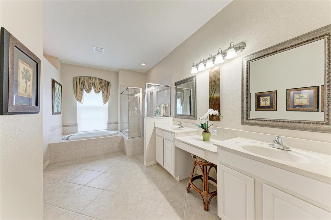 5316 Creekside Trail, Sarasota, FL 34243 Photo