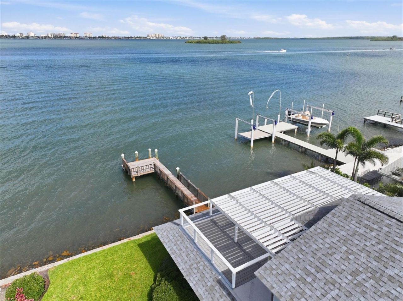 1832 Venetian Point Drive, Clearwater, FL 33755 Photo