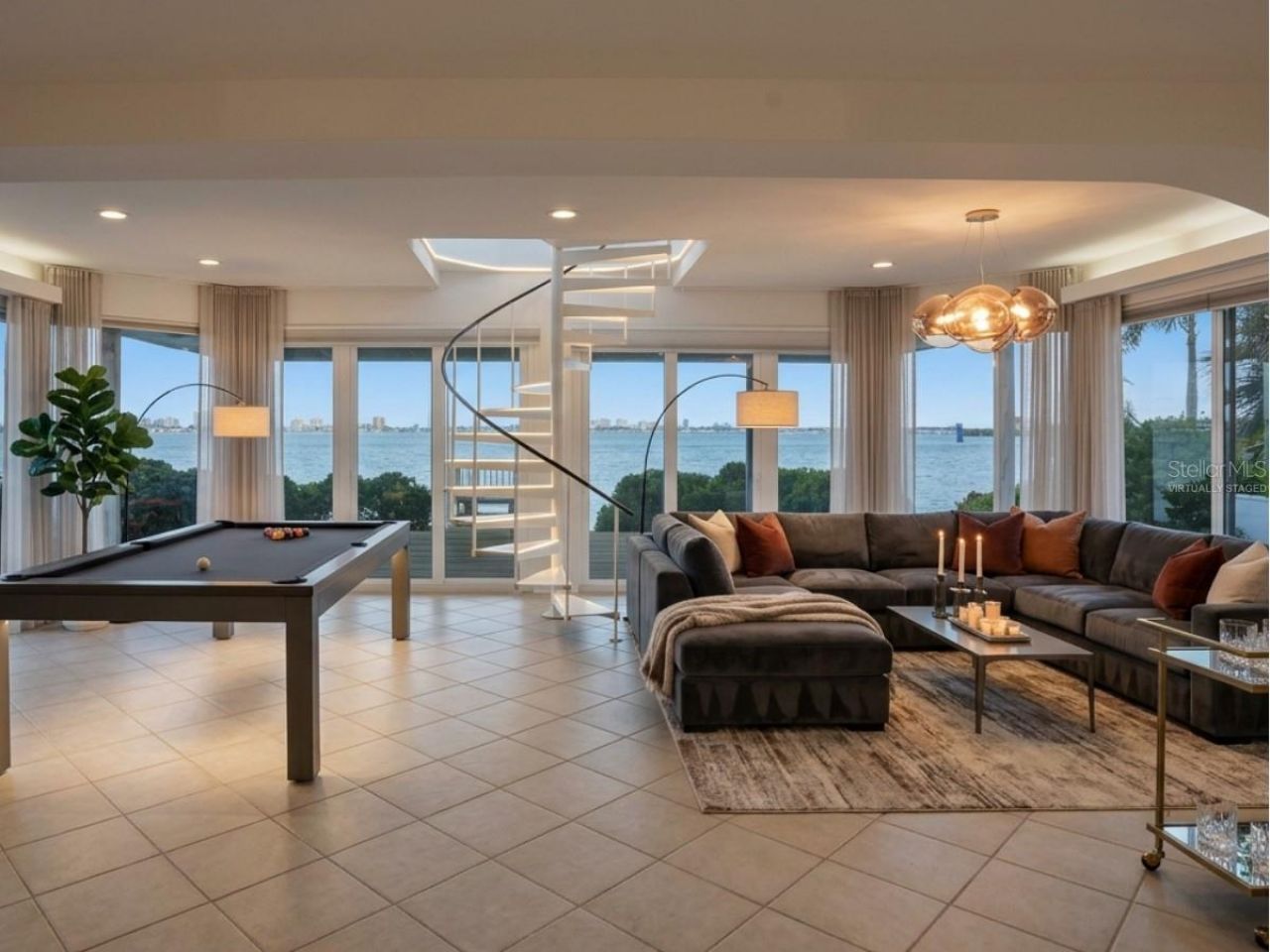 1832 Venetian Point Drive, Clearwater, FL 33755 Photo