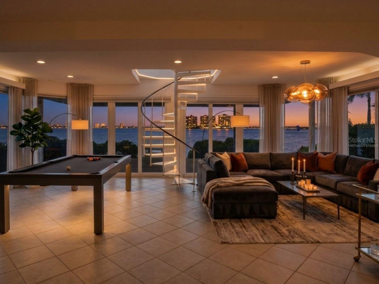1832 Venetian Point Drive, Clearwater, FL 33755 Photo