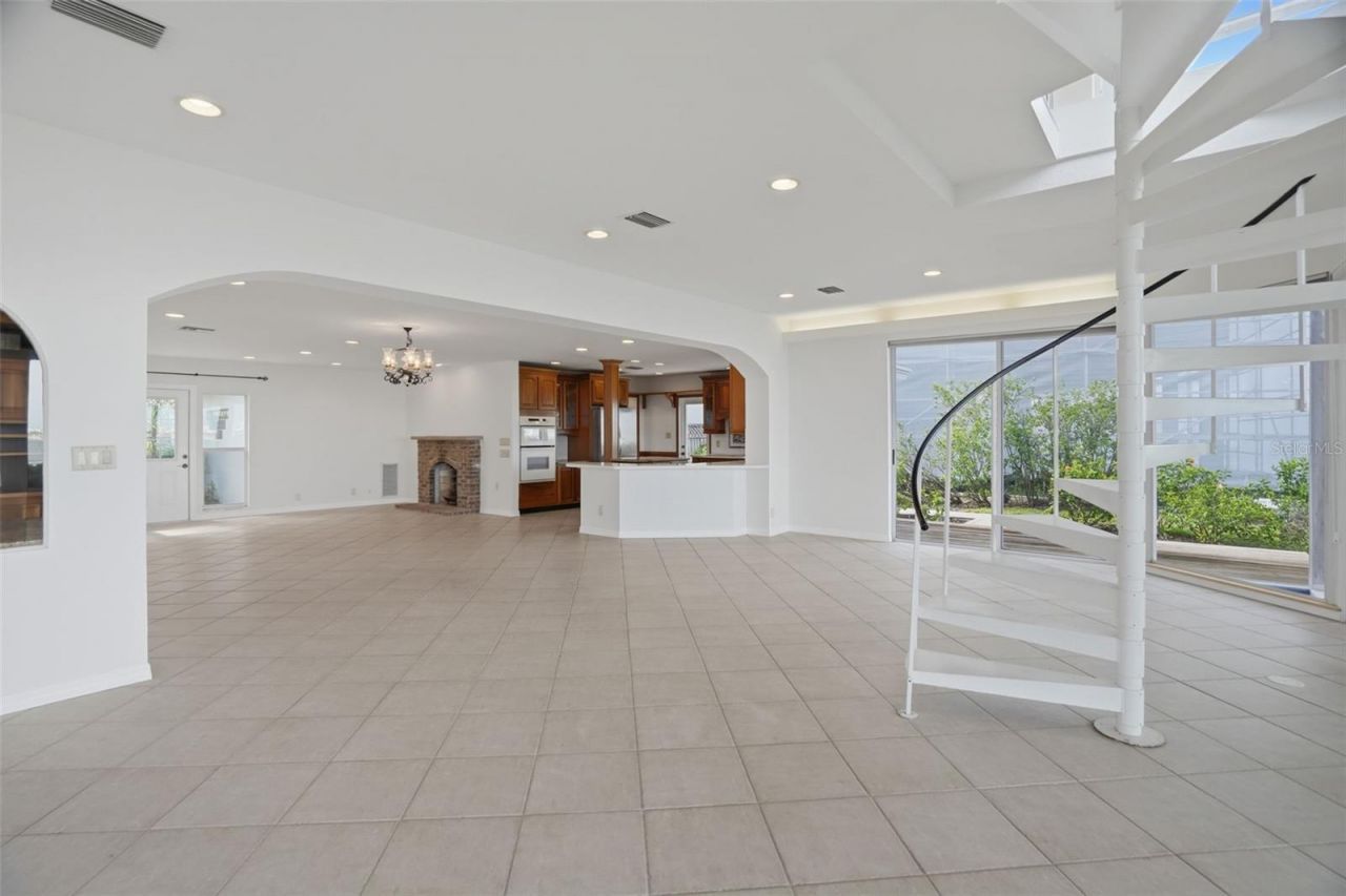 1832 Venetian Point Drive, Clearwater, FL 33755 Photo