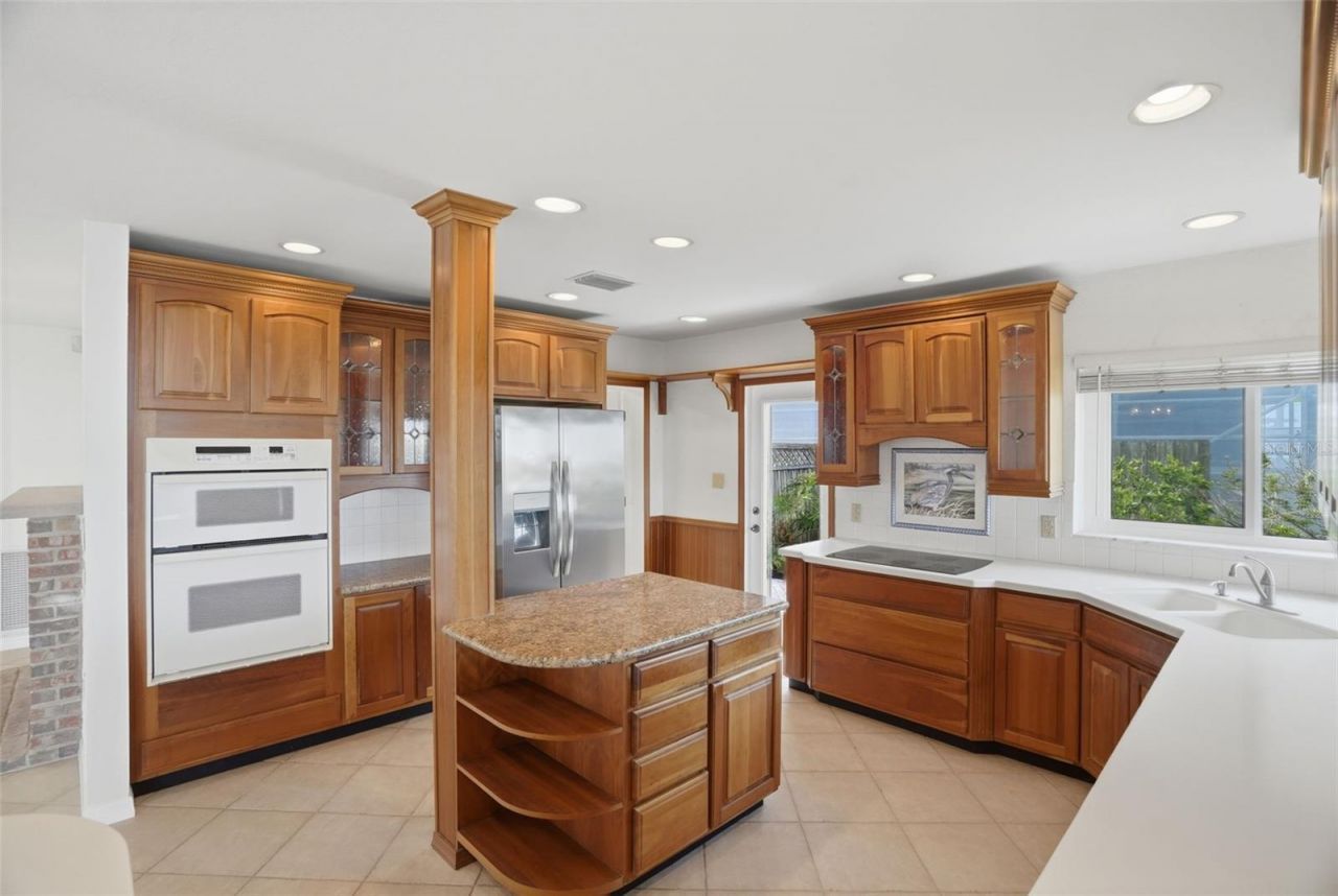 1832 Venetian Point Drive, Clearwater, FL 33755 Photo