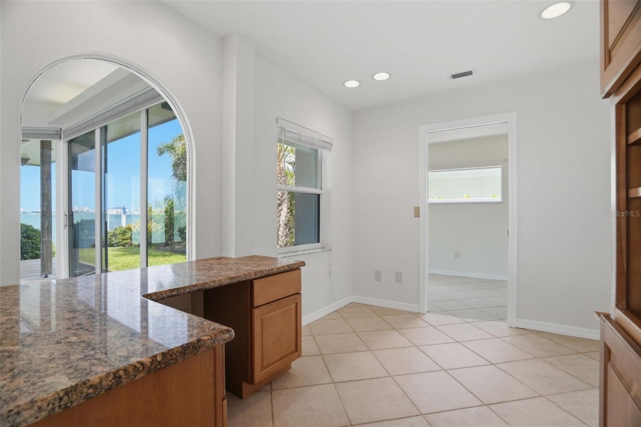 1832 Venetian Point Drive, Clearwater, FL 33755 Photo