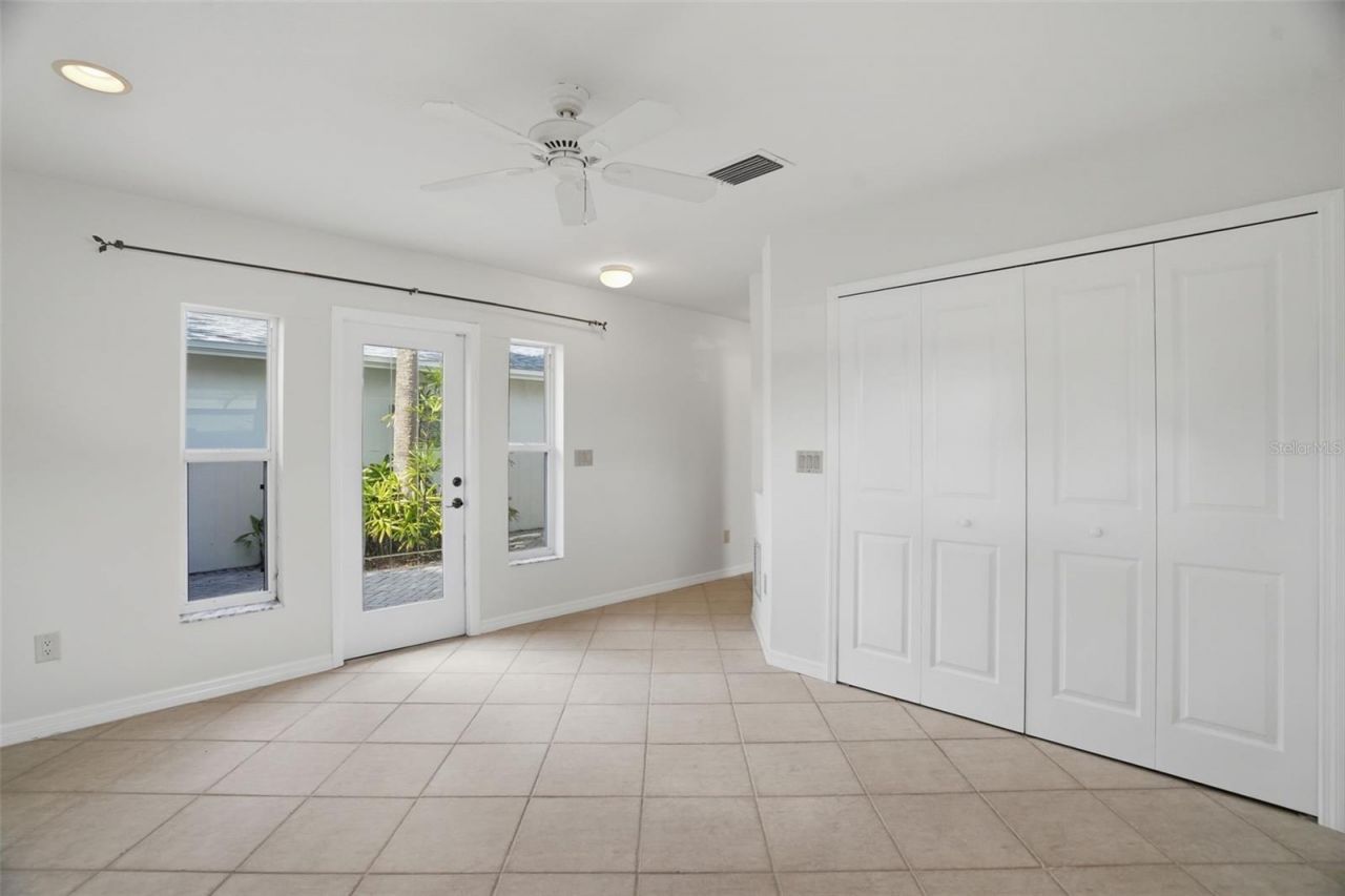 1832 Venetian Point Drive, Clearwater, FL 33755 Photo