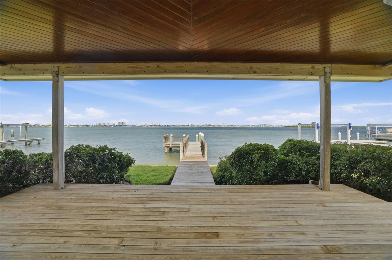 1832 Venetian Point Drive, Clearwater, FL 33755 Photo