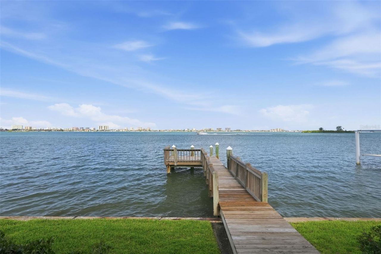 1832 Venetian Point Drive, Clearwater, FL 33755 Photo