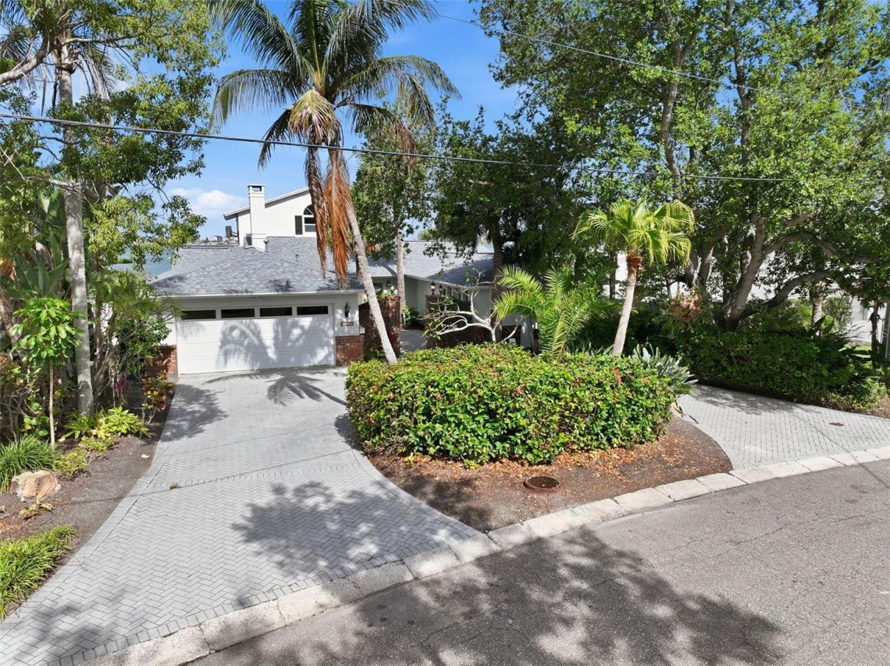 1832 Venetian Point Drive, Clearwater, FL 33755 Photo
