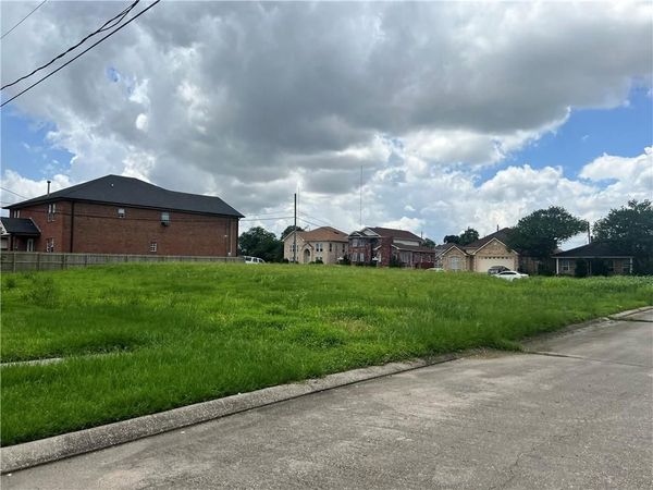3400 INDIANA Street , New Orleans, LA 70114