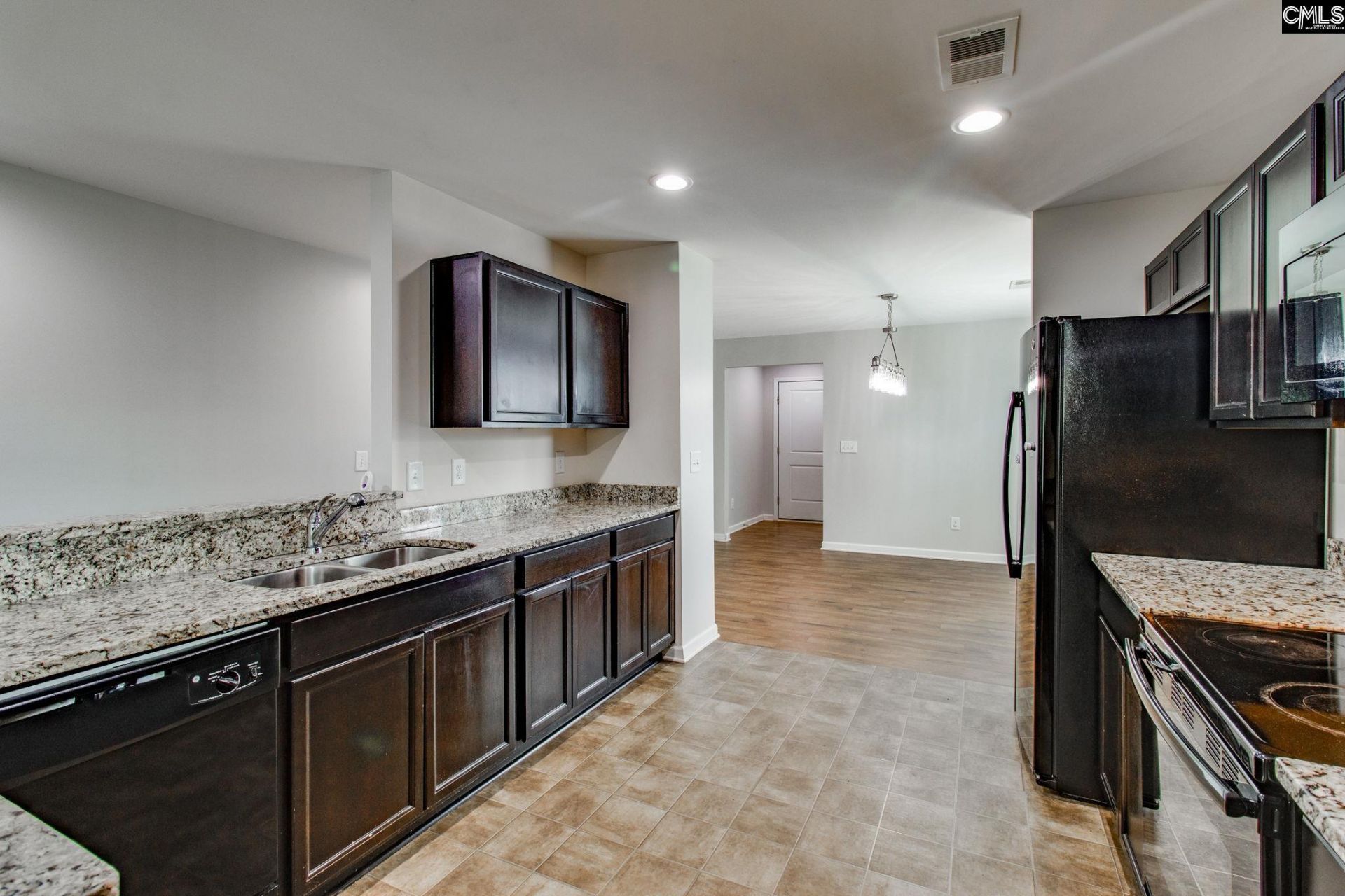 121 Hemphill Road  Photo 11