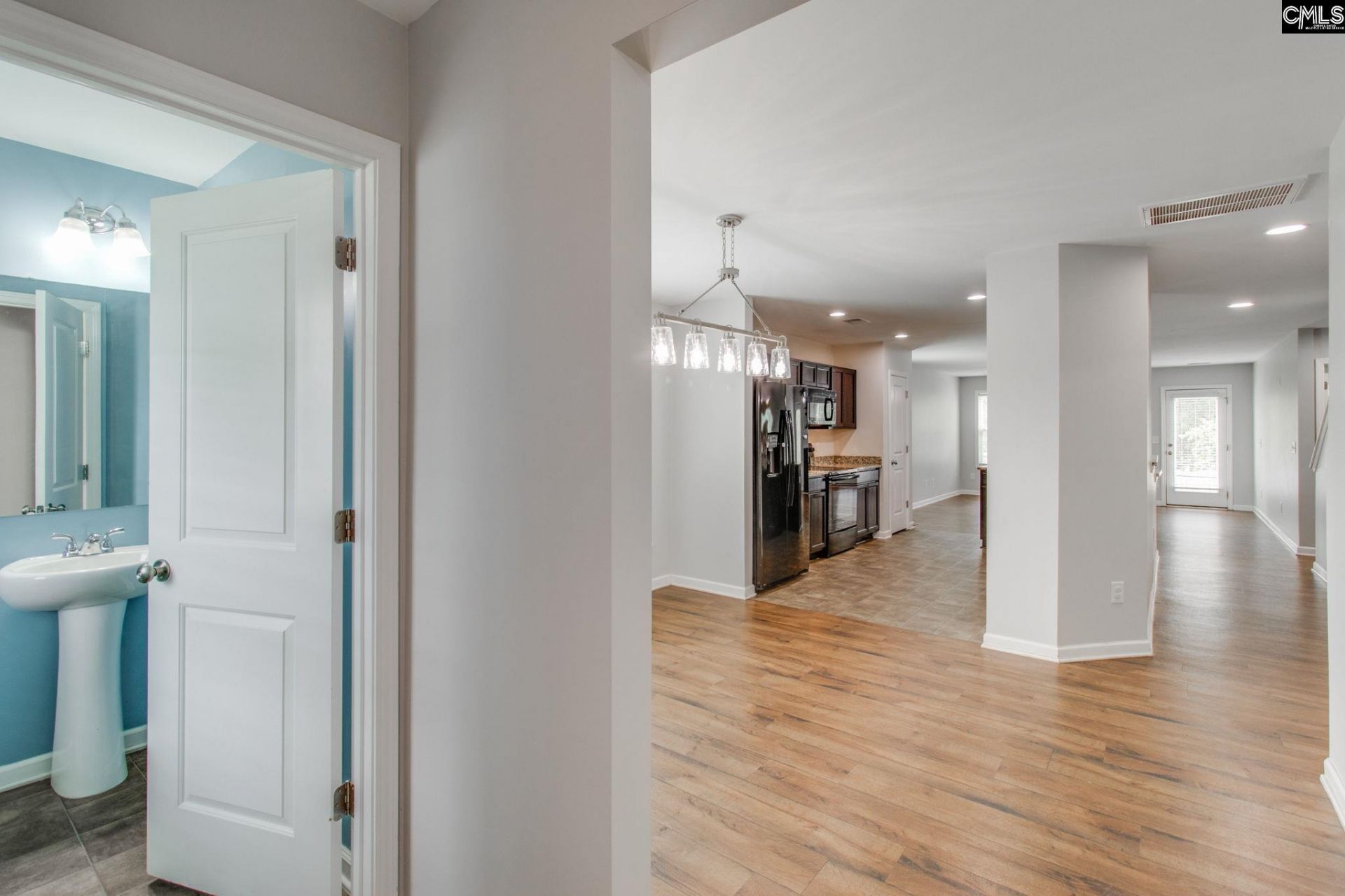 121 Hemphill Road  Photo 6