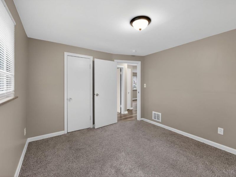 6331 Stover Avenue, Cincinnati, OH 45251 Photo 16