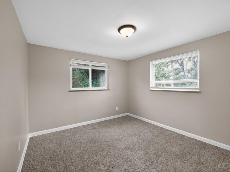 6331 Stover Avenue, Cincinnati, OH 45251 Photo 9