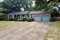 1003 Chambers Lane photo 4
