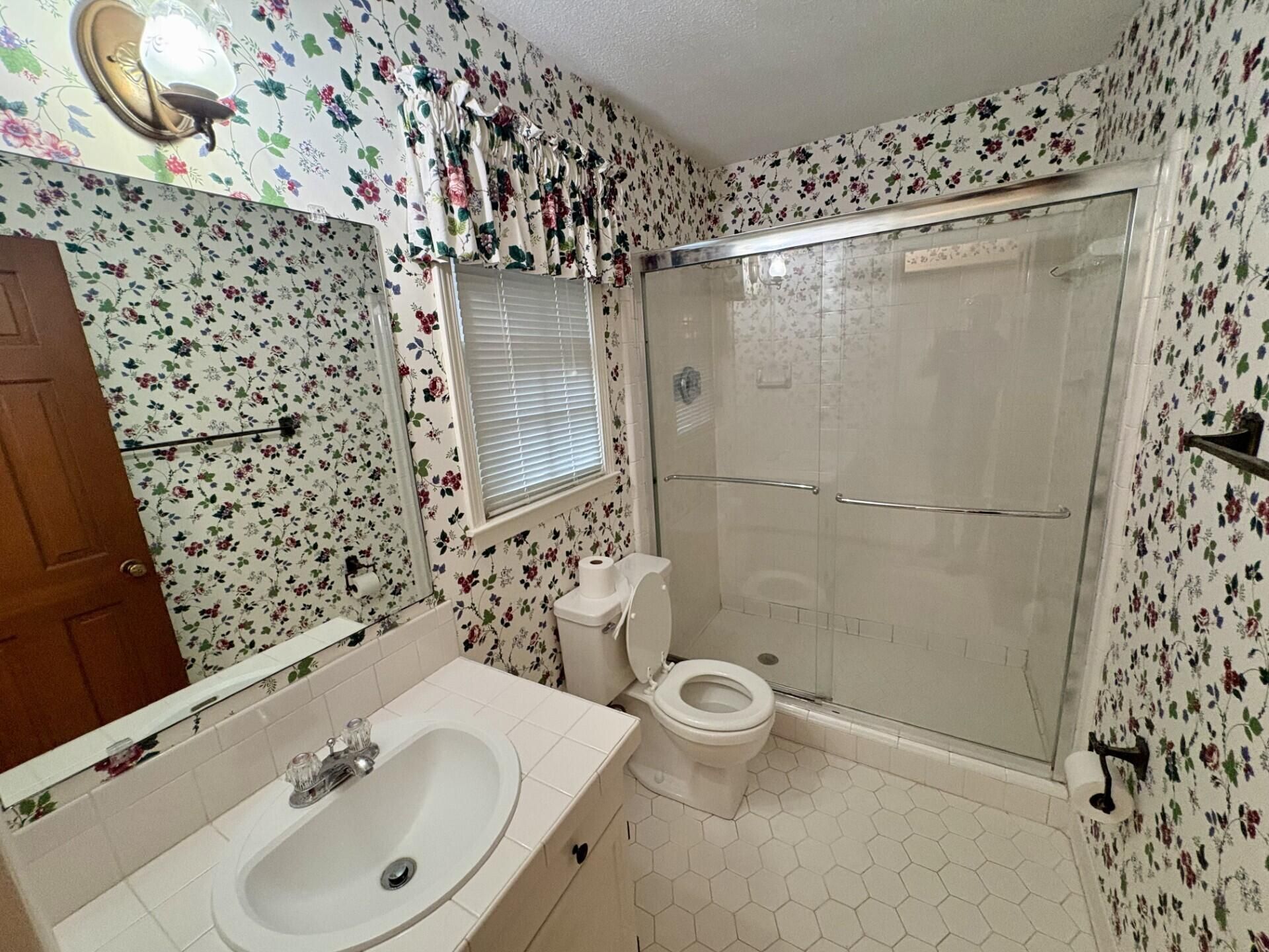 1003 Chambers Lane Photo 21