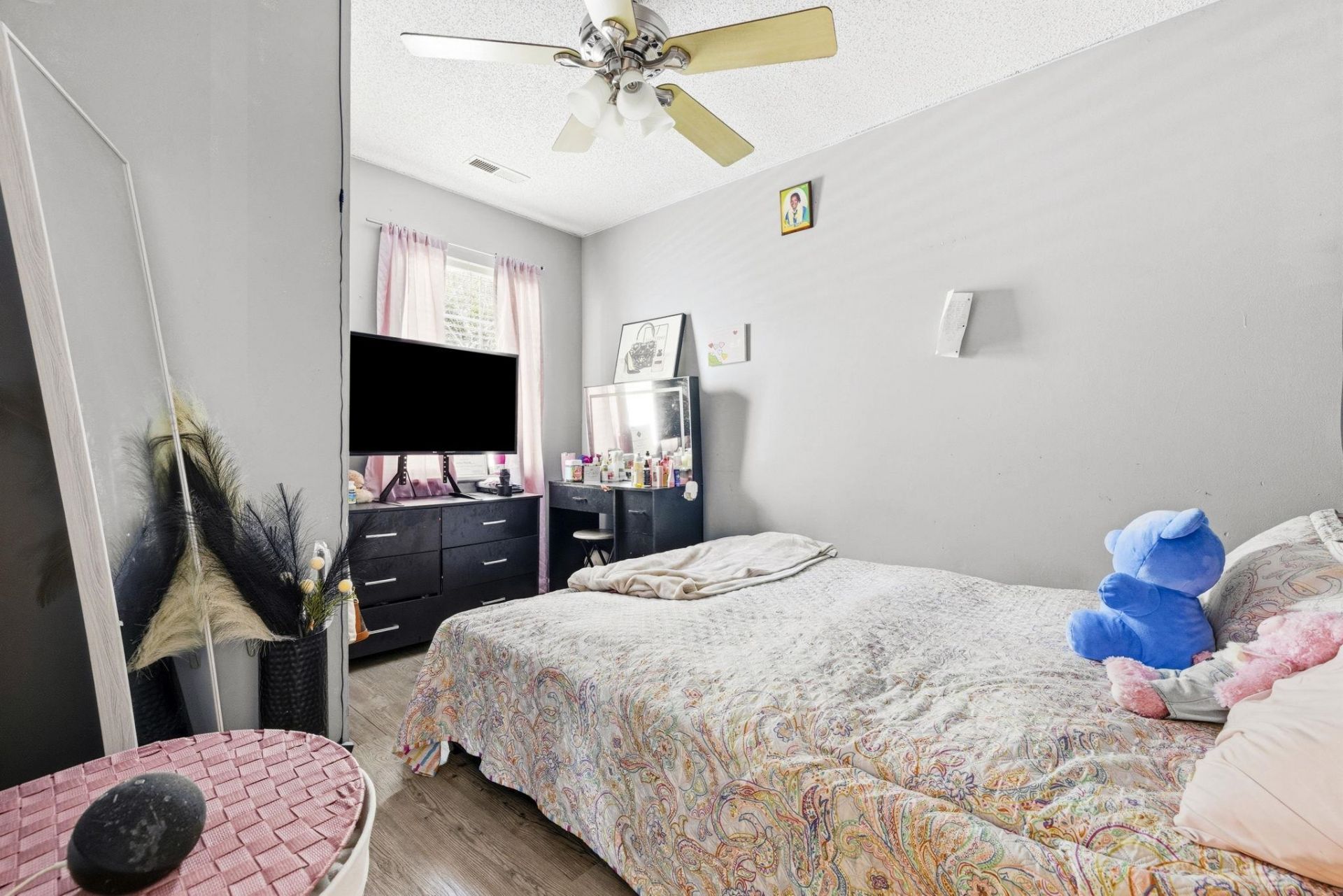 417 Chesterfield Ct.  Photo 12