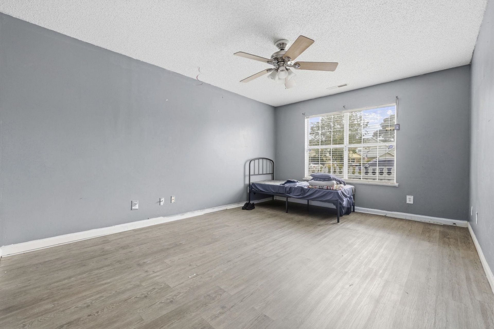 417 Chesterfield Ct. Photo 20