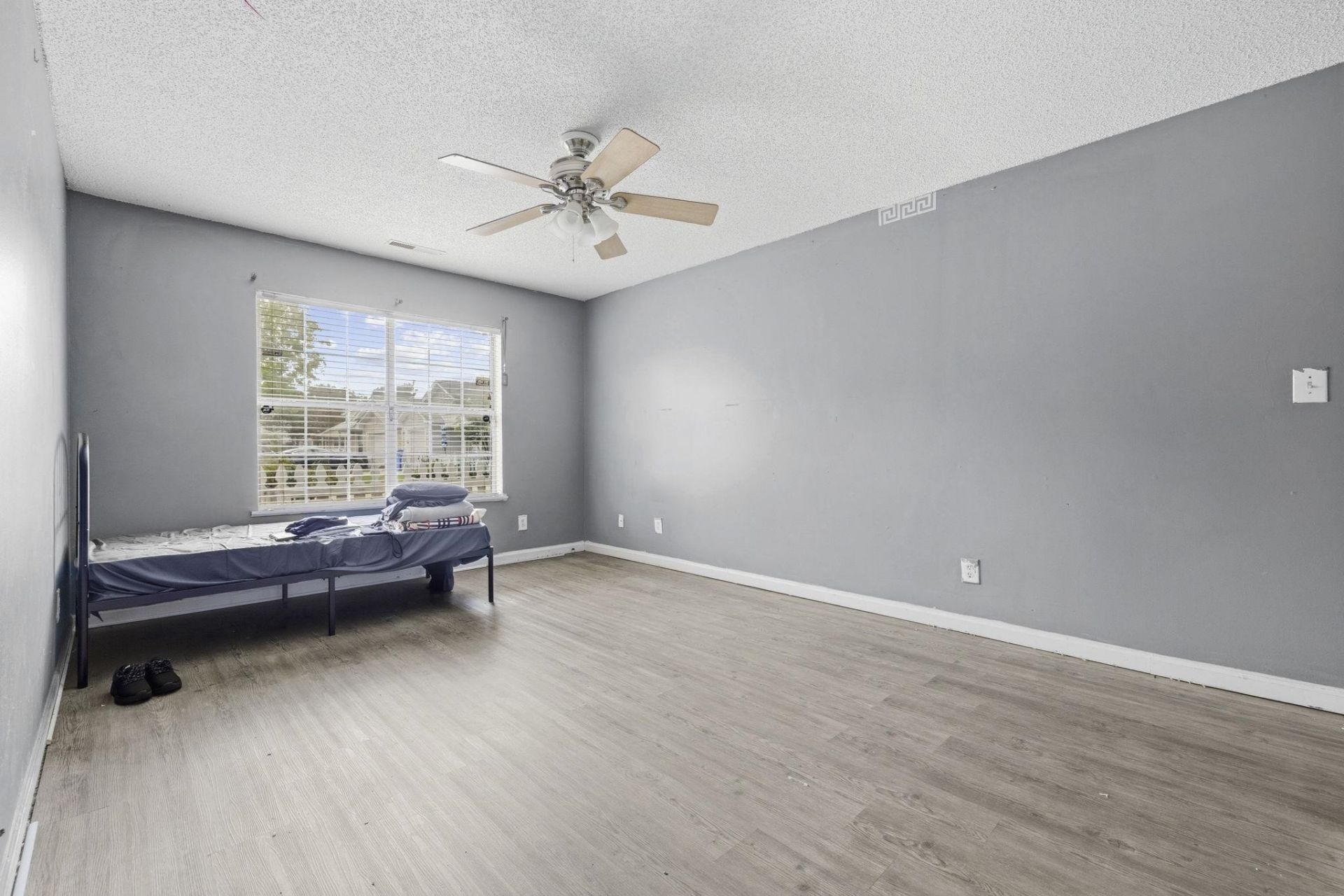 417 Chesterfield Ct. Photo 21