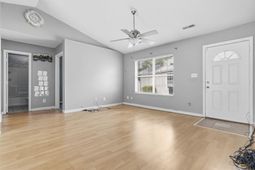 417 Chesterfield Ct. photo 4