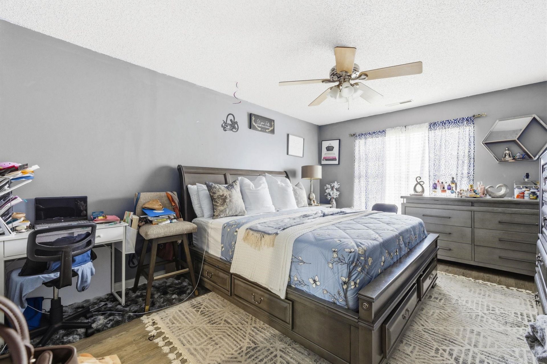 417 Chesterfield Ct.  Photo 9