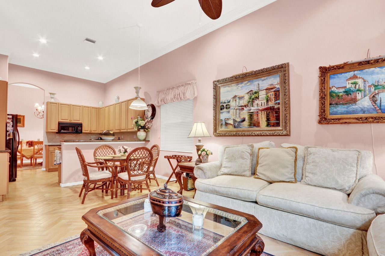116 Palm Circle, Atlantis, FL 33462 Photo