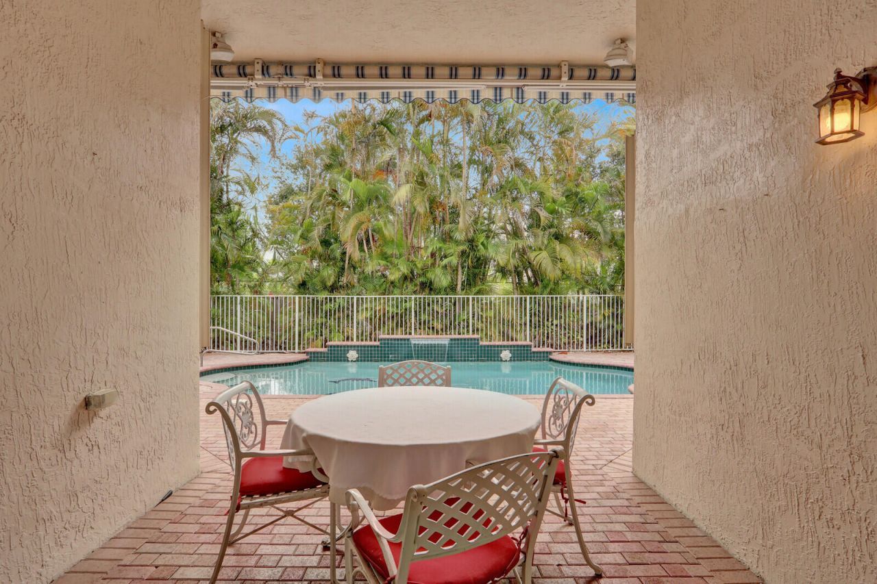 116 Palm Circle, Atlantis, FL 33462 Photo