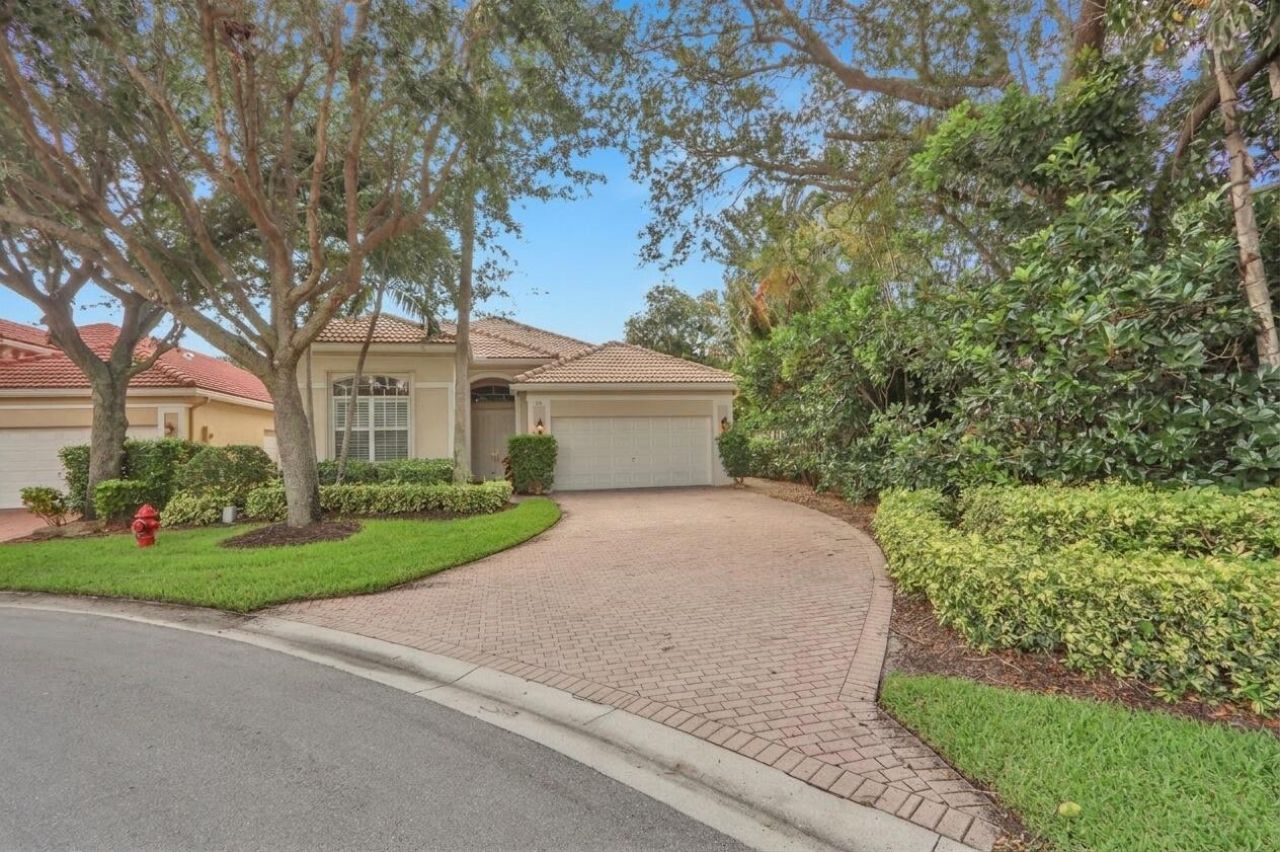 116 Palm Circle, Atlantis, FL 33462 Photo