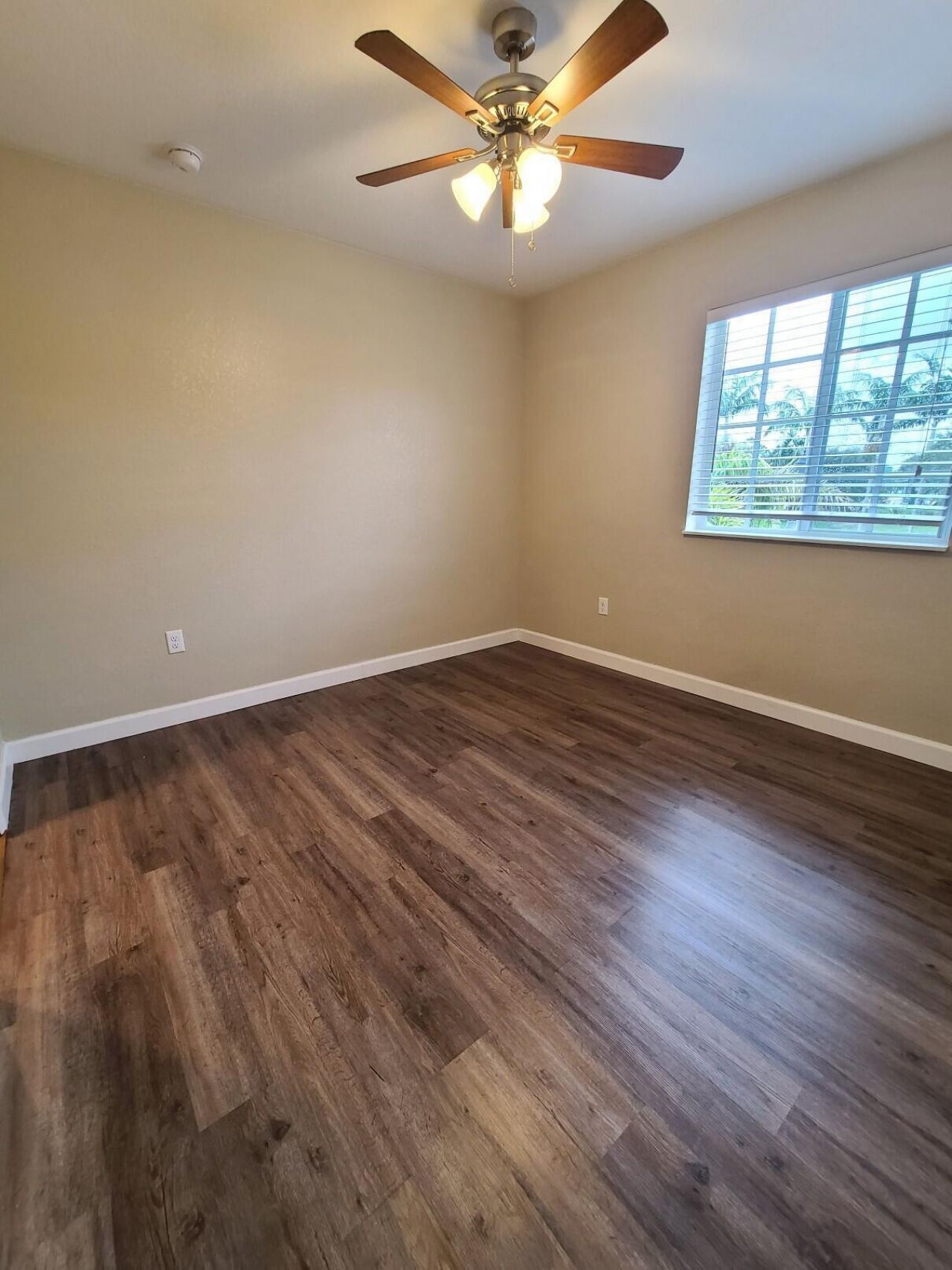 1952 Flamingo Place, West Palm Beach, FL 33404 Photo