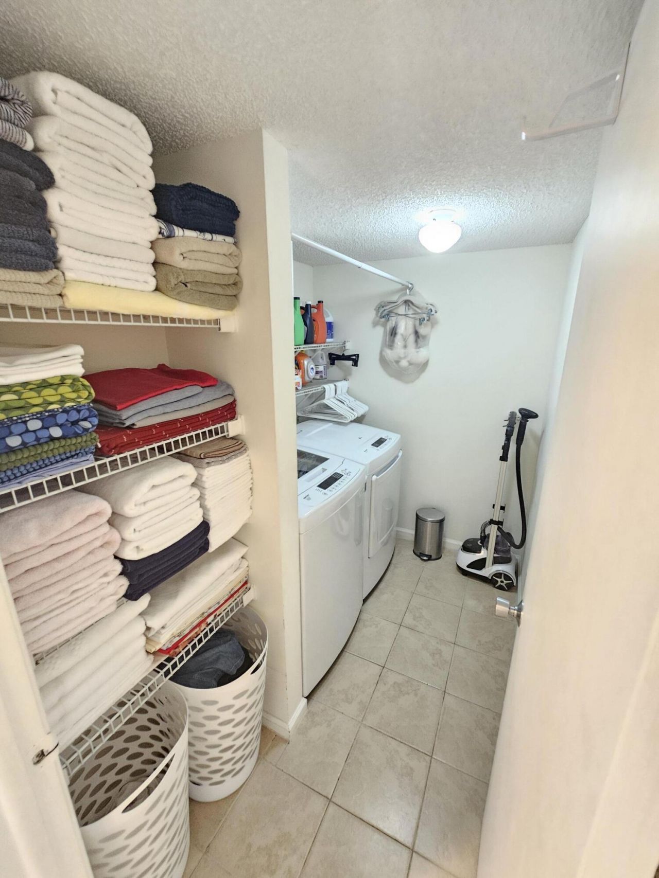 1412 SW 110th Way, Davie, FL 33324 Photo