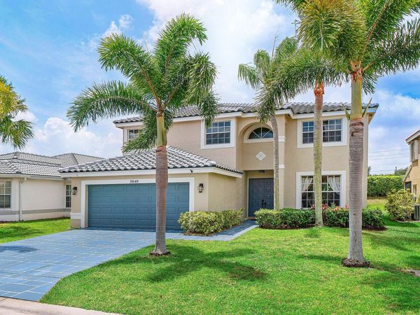 3840 Newport Avenue, Boynton Beach, FL 33436