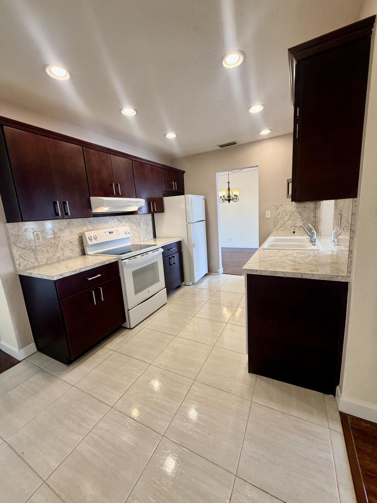 8304 NW 59th Street, Tamarac, FL 33321 Photo